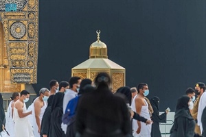 عمره‌گزاران خارجی تحت پوشش بیمه کرونا قرار می‌گیرند