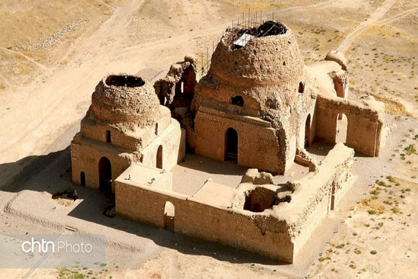 بنای میراث جهانی کاخ ساسان سروستان فارس یک میراث ساسانی در دوره اسلامی است