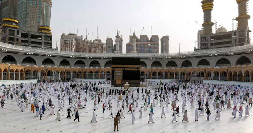 آیا خرید و فروش فیش حج شرعی است؟
